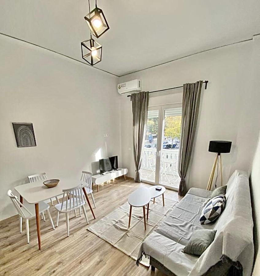 Comfortable Apartment In The City Center Atina Dış mekan fotoğraf