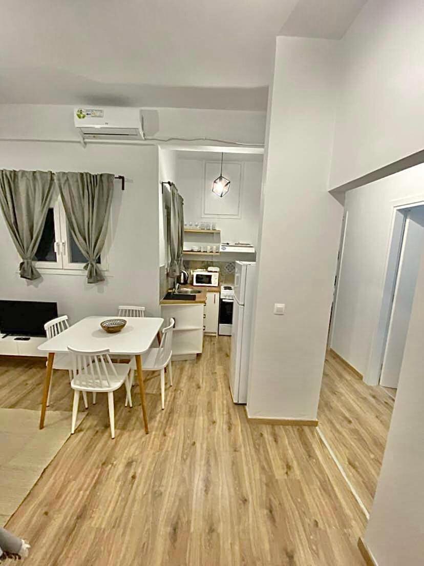 Comfortable Apartment In The City Center Atina Dış mekan fotoğraf